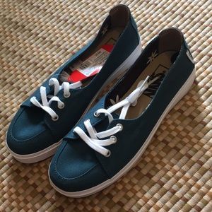 Vans women’s shoes Palisades SF NWT NIB size 5